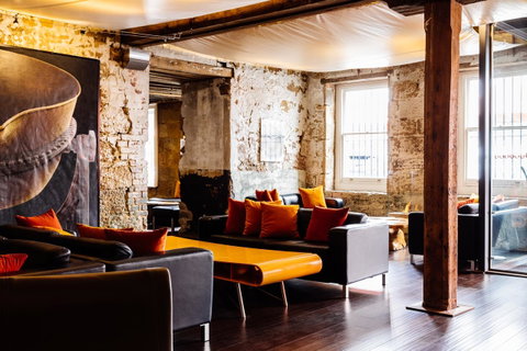 The Henry Jones Art Hotel - Kawana Tourism 18