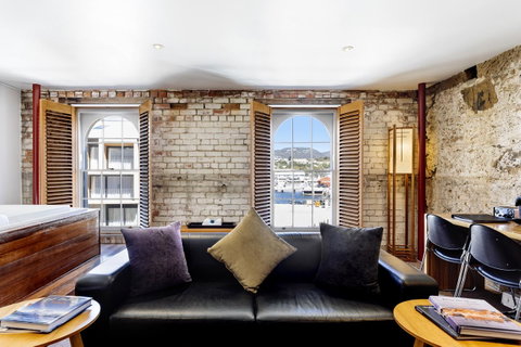 The Henry Jones Art Hotel - Kawana Tourism 26