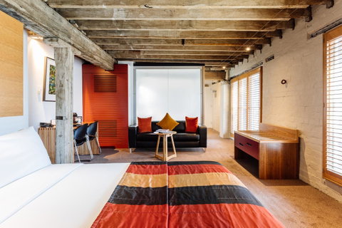 The Henry Jones Art Hotel - Kawana Tourism 15