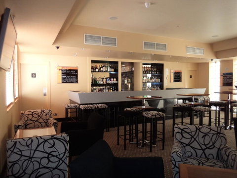 Salamanca Inn - Kawana Tourism 18