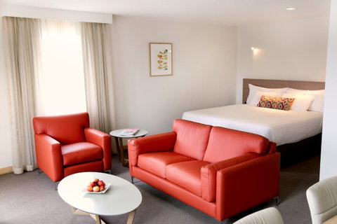 Salamanca Inn - Kawana Tourism 10