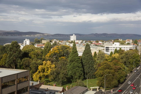 Travelodge Hotel Hobart - Kawana Tourism 23