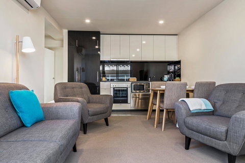 110 Hampden Apartments - Kawana Tourism 25