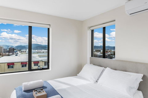 110 Hampden Apartments - Kawana Tourism 33