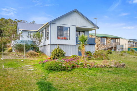 Omaroo Cottage Bruny Island - Kawana Tourism 16