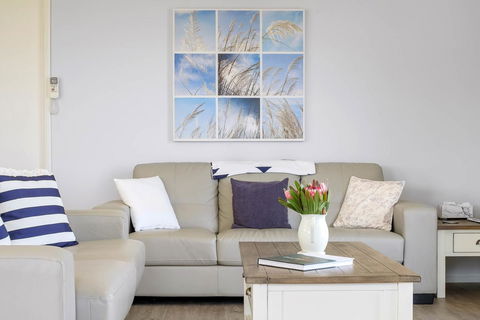 Omaroo Cottage Bruny Island - Kawana Tourism 3