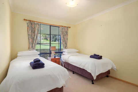 Omaroo Cottage Bruny Island - Kawana Tourism 10