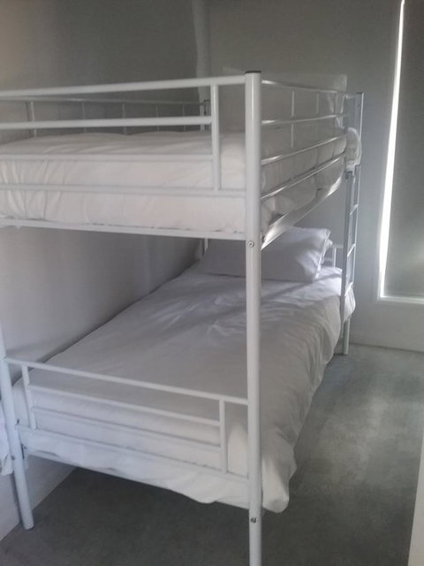 Inn Seaclusion - Kawana Tourism 14