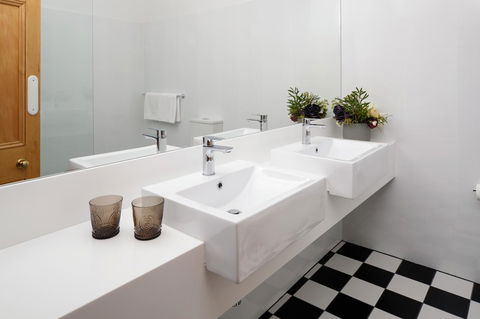 Rydges Hobart - Kawana Tourism 15