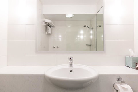 St Ives Apartments - Kawana Tourism 20