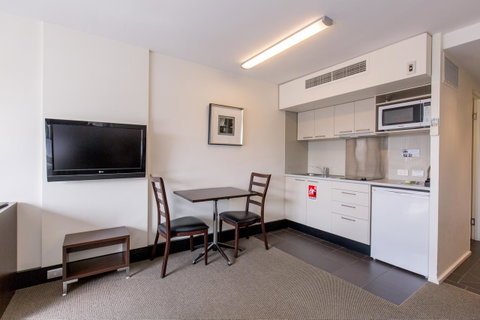 St Ives Apartments - Kawana Tourism 7