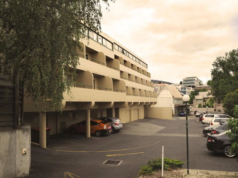 St Ives Apartments - Kawana Tourism 32
