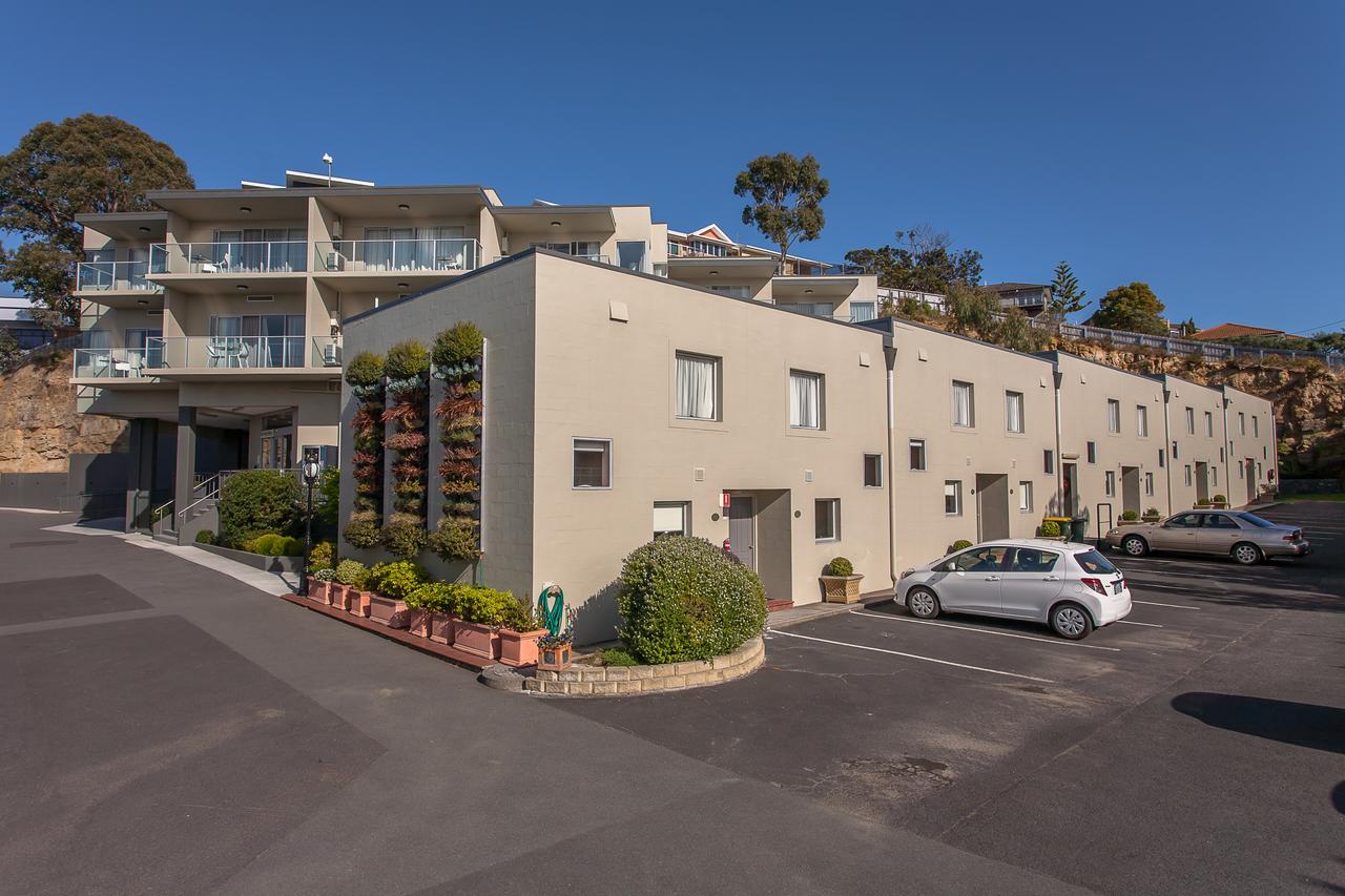 Oakdowns TAS Kawana Tourism