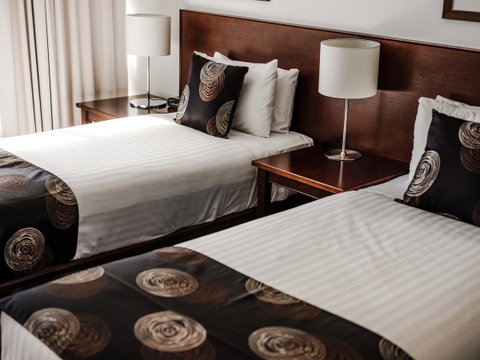 Salamanca Suites - Kawana Tourism 3