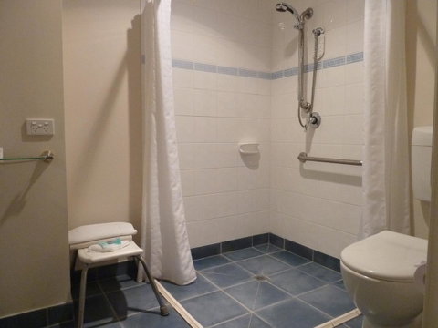 Mayfair Plaza Motel And Apartments - Kawana Tourism 15
