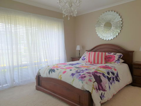 Garden By The Beach - Gateway To The East Coast, Close To Airport - Kawana Tourism 2
