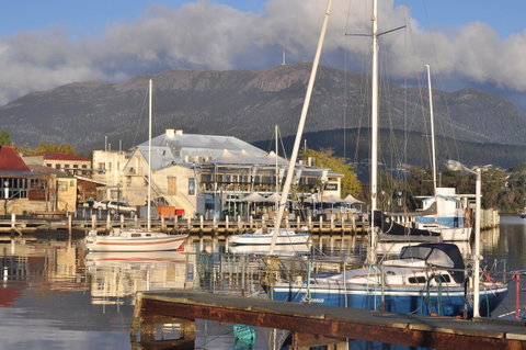 Bellerive Marina View Apartments NO 27 - Kawana Tourism 23