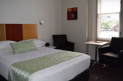 Auldington Hotel - Kawana Tourism 9