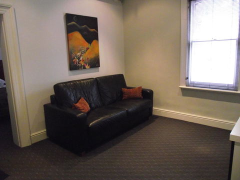 Auldington Hotel - Kawana Tourism 34