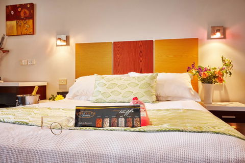 Auldington Hotel - Kawana Tourism 2