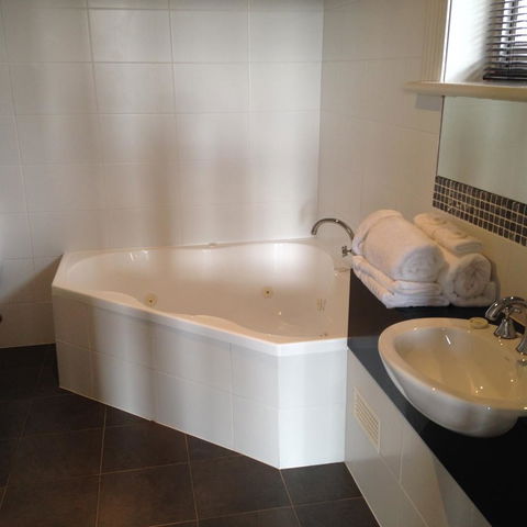 Auldington Hotel - Kawana Tourism 20