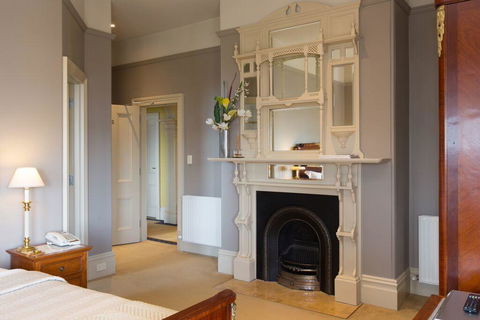 Grande Vue Hotel - Kawana Tourism 37