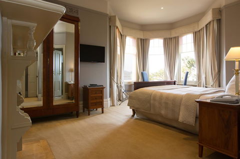 Grande Vue Hotel - Kawana Tourism 16