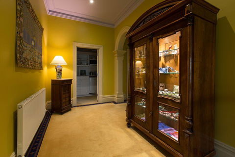 Grande Vue Hotel - Kawana Tourism 22