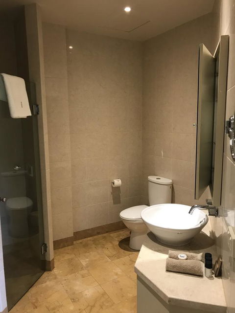 Grande Vue Hotel - Kawana Tourism 4