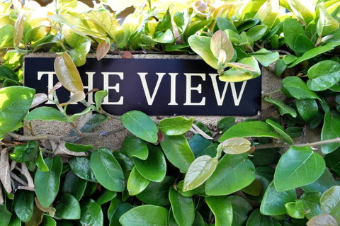 Belton Apartments-Hedge Cottage - Kawana Tourism 16