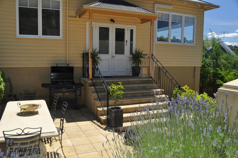 Belton Apartments-Hedge Cottage - Kawana Tourism 29
