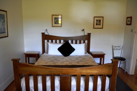 Belton Apartments-Hedge Cottage - Kawana Tourism 23