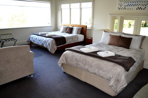 Belton Apartments-Hedge Cottage - Kawana Tourism 17