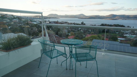 Anchorage Tasmania - Kawana Tourism 12