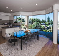 Russell House - Kawana Tourism