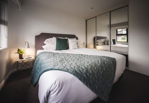 Russell House - Kawana Tourism 10