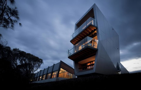 MONA Pavilions - Kawana Tourism 31