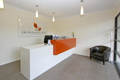 Grosvenor Court Apartments - Kawana Tourism 1