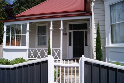 Grosvenor Court Apartments - Kawana Tourism 20