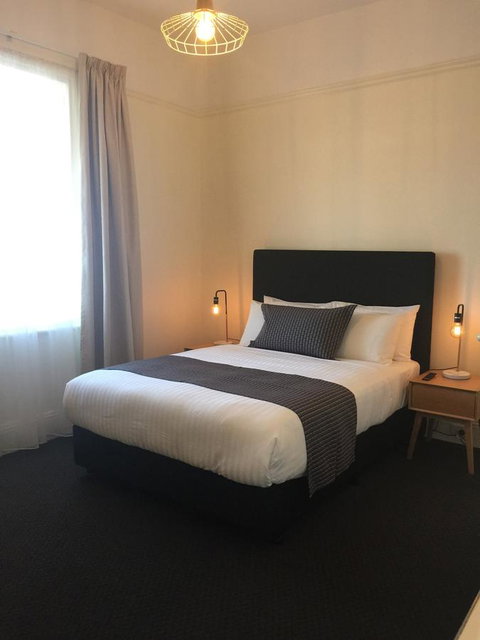 Grosvenor Court Apartments - Kawana Tourism 24