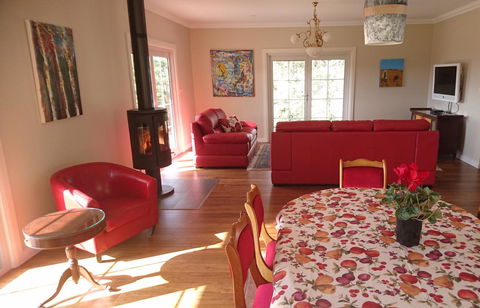 Mountain Blue Guest House - Kawana Tourism 10