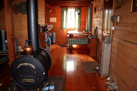 Cradle Mountain Love Shack - Kawana Tourism 1