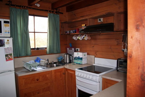 Cradle Mountain Love Shack - Kawana Tourism 4