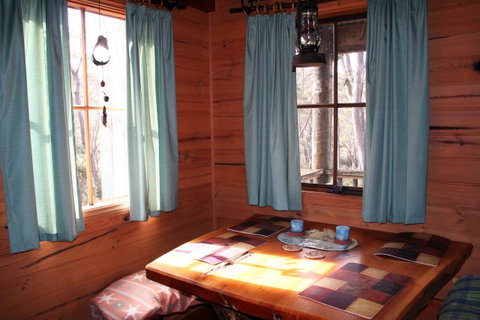 Cradle Mountain Love Shack - Kawana Tourism 3
