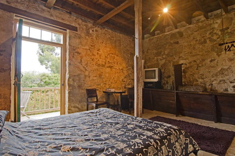 Cleburne Homestead - Kawana Tourism 10