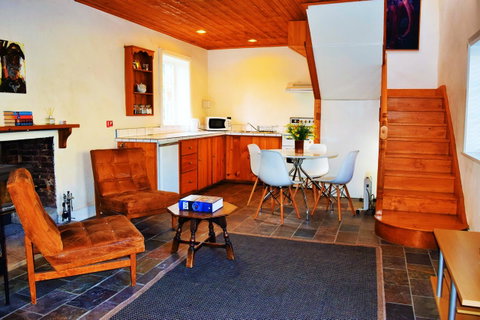 Cleburne Homestead - Kawana Tourism 31