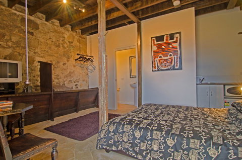 Cleburne Homestead - Kawana Tourism 23