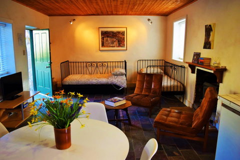Cleburne Homestead - Kawana Tourism 27
