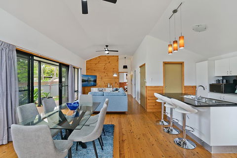 Newcastle Short Stay Apartments - Glebe Road Adamstown - Kawana Tourism 0