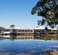 Nightcap at Waterfront Hotel - Kawana Tourism